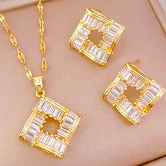 Golden and White Necklace with Earrings - A02