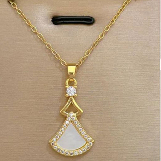 Gleaming Gold & White Necklace